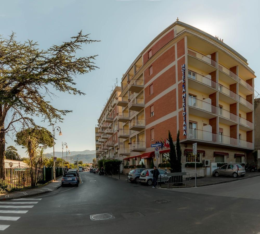 Hotel La Meridiana Sorrento Exterior foto